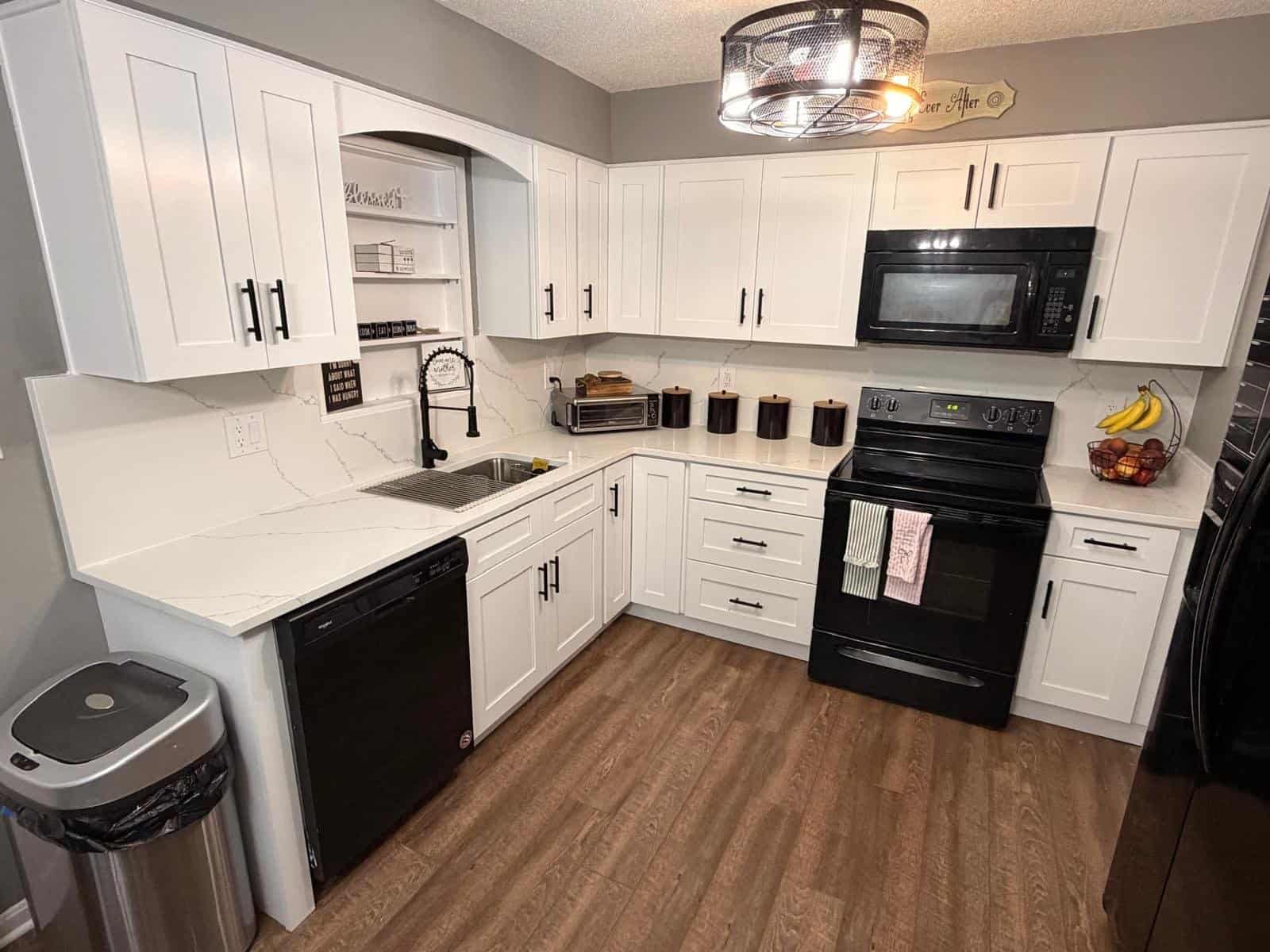 Calacatta Quartz Countertops: 5 Honest Reasons to Buy